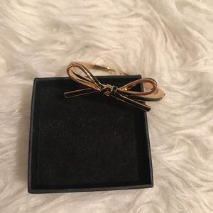 Kate spade black small bow bracelet
